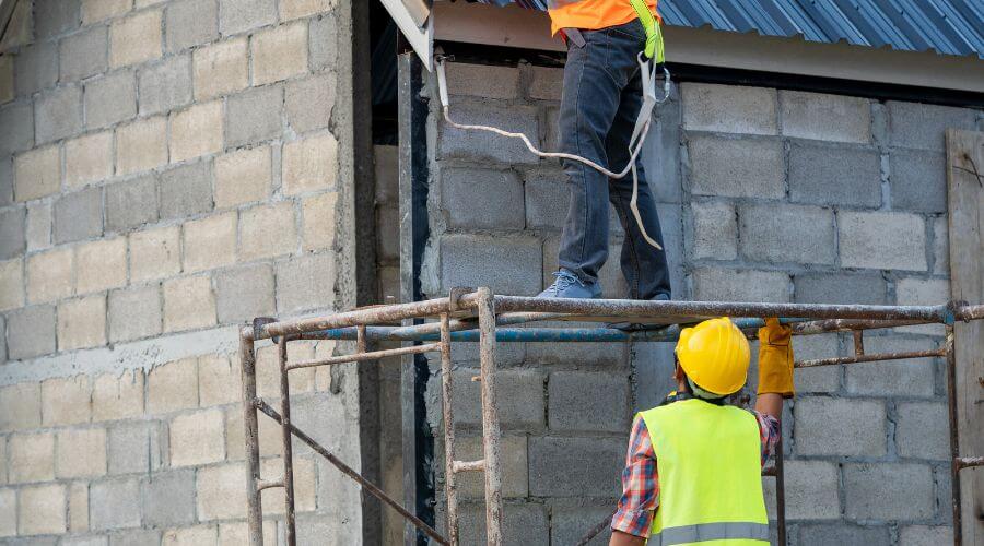 Professional gutter cleaning in Cameron, AZ